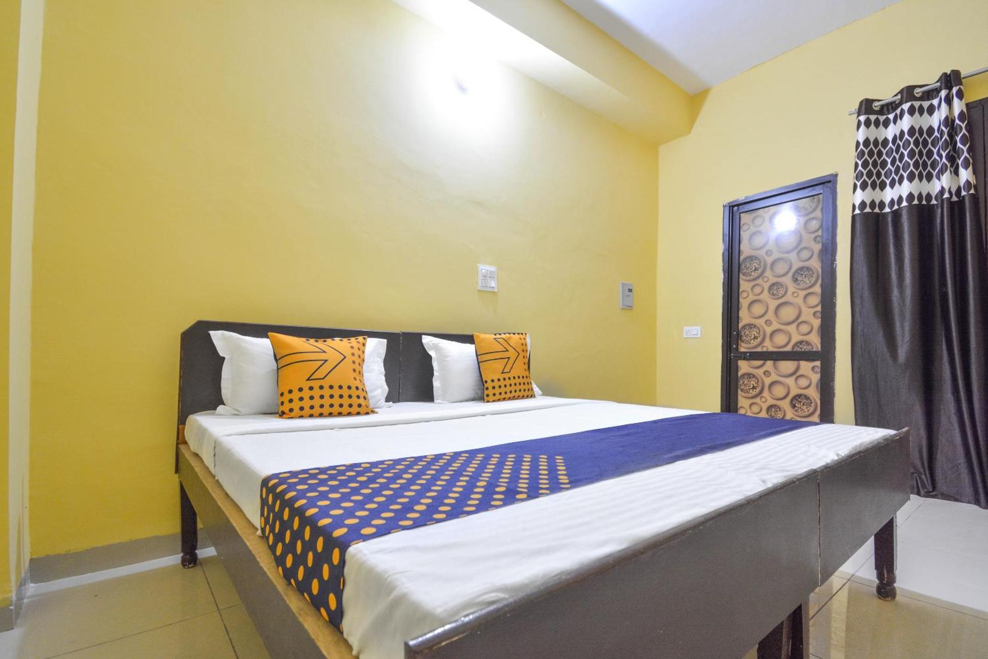 Spot On Hotel Diamond Sohana Ngoại thất bức ảnh
