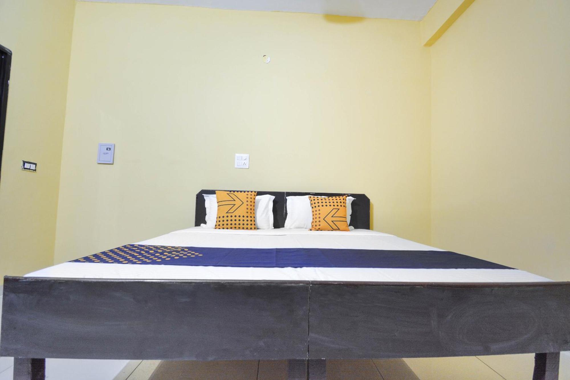 Spot On Hotel Diamond Sohana Ngoại thất bức ảnh